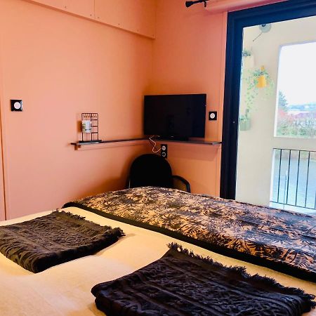 "Au Fil De La Charente" - Coeur De Saintes - Wifi Clim - Classe 4 Etoiles - 4 Pers Екстер'єр фото