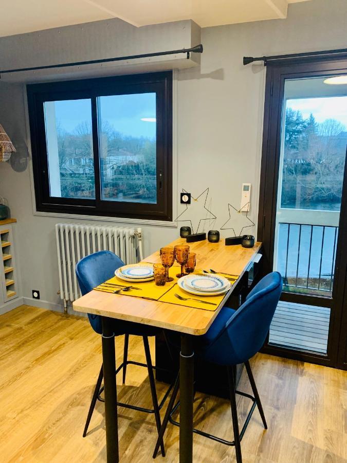 "Au Fil De La Charente" - Coeur De Saintes - Wifi Clim - Classe 4 Etoiles - 4 Pers Екстер'єр фото